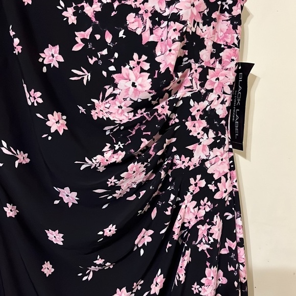 Black label by EVAN PICONE Petra Cascading Flowers Mini Dress NWT size 6 - Picture 3 of 4